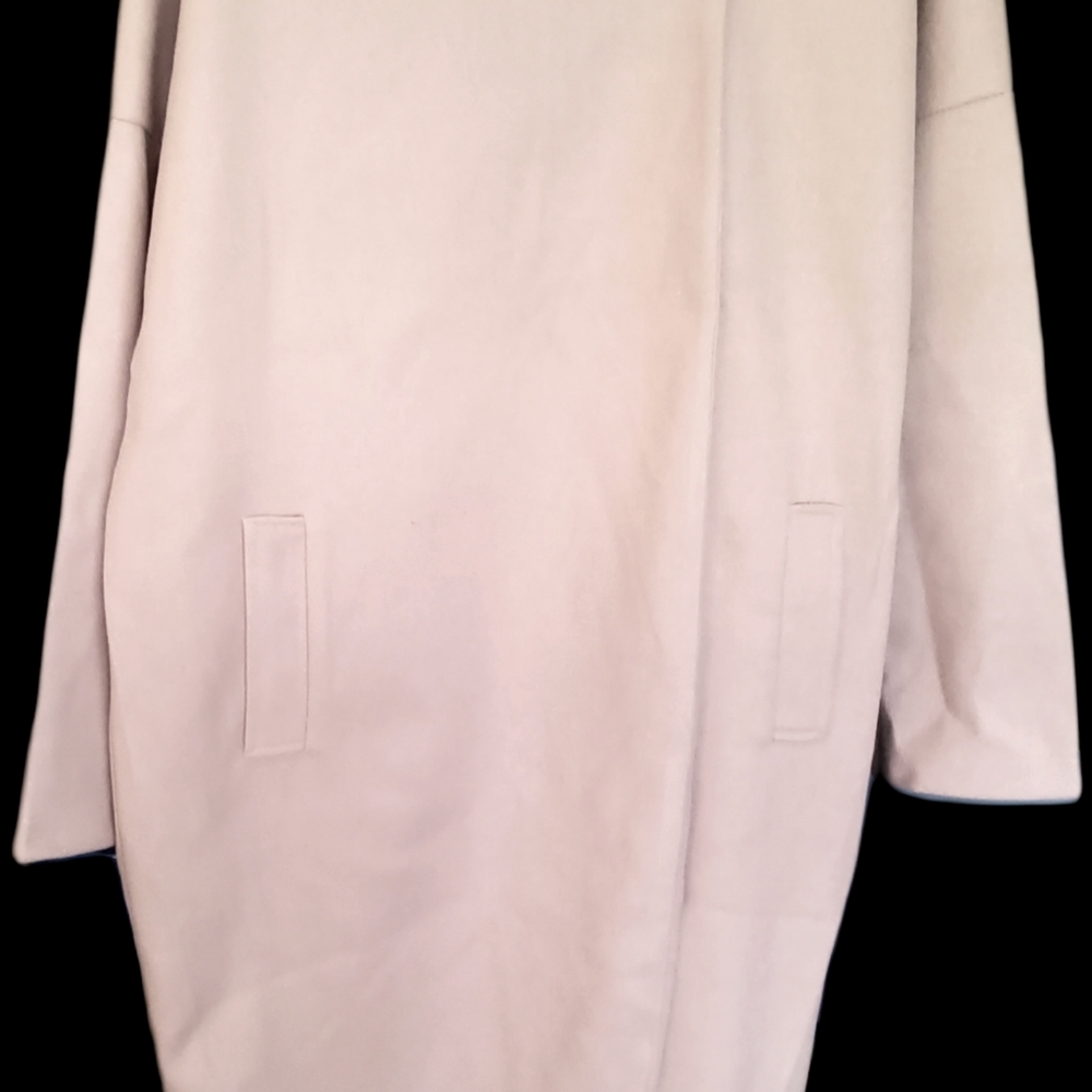 Long elegant double button light weight coat
